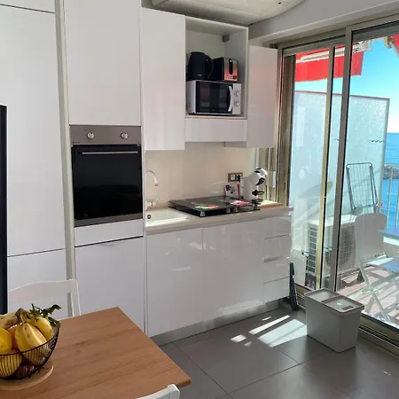 Front De - Parking Prive - Classe Meuble 3 Etoiles Apartament Mentona